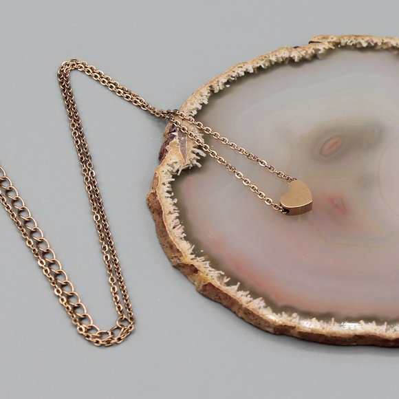 Jewelry necklace alphabet letter V rose gold tone heart love minimalist dainty - Picture 5 of 5